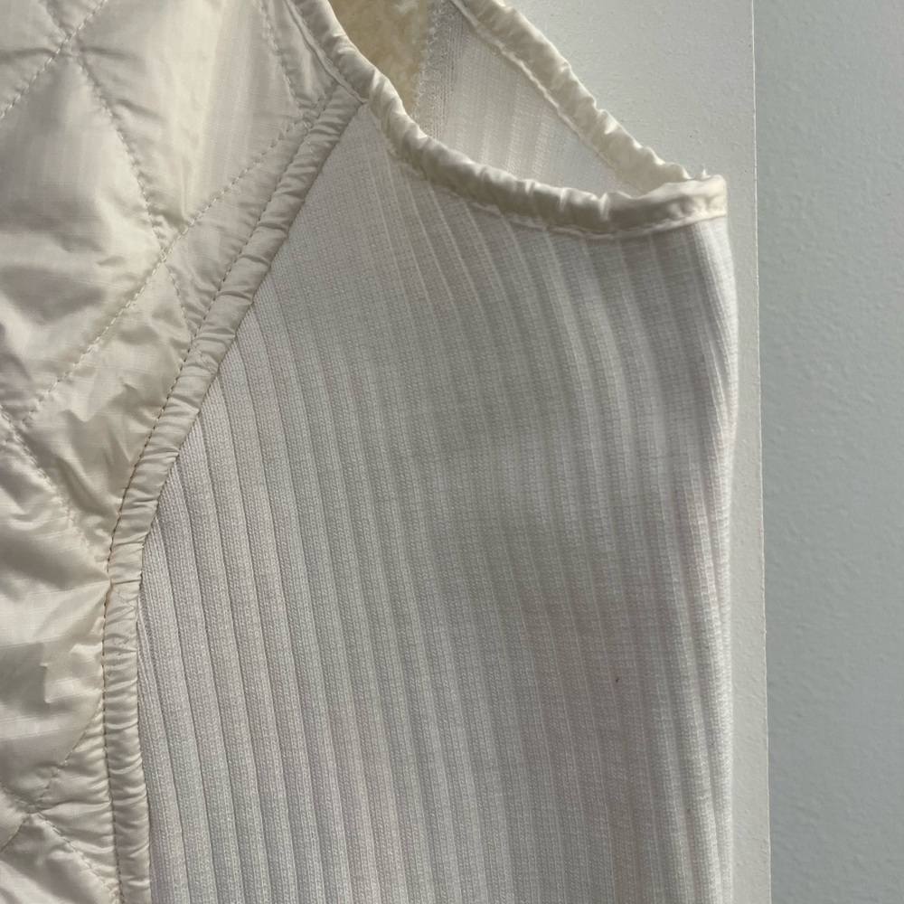 L.L. Bean Cream Quilted Sherpa Vest with ribbed sides. Women’s size 1X Reg. - Picture 8 of 16